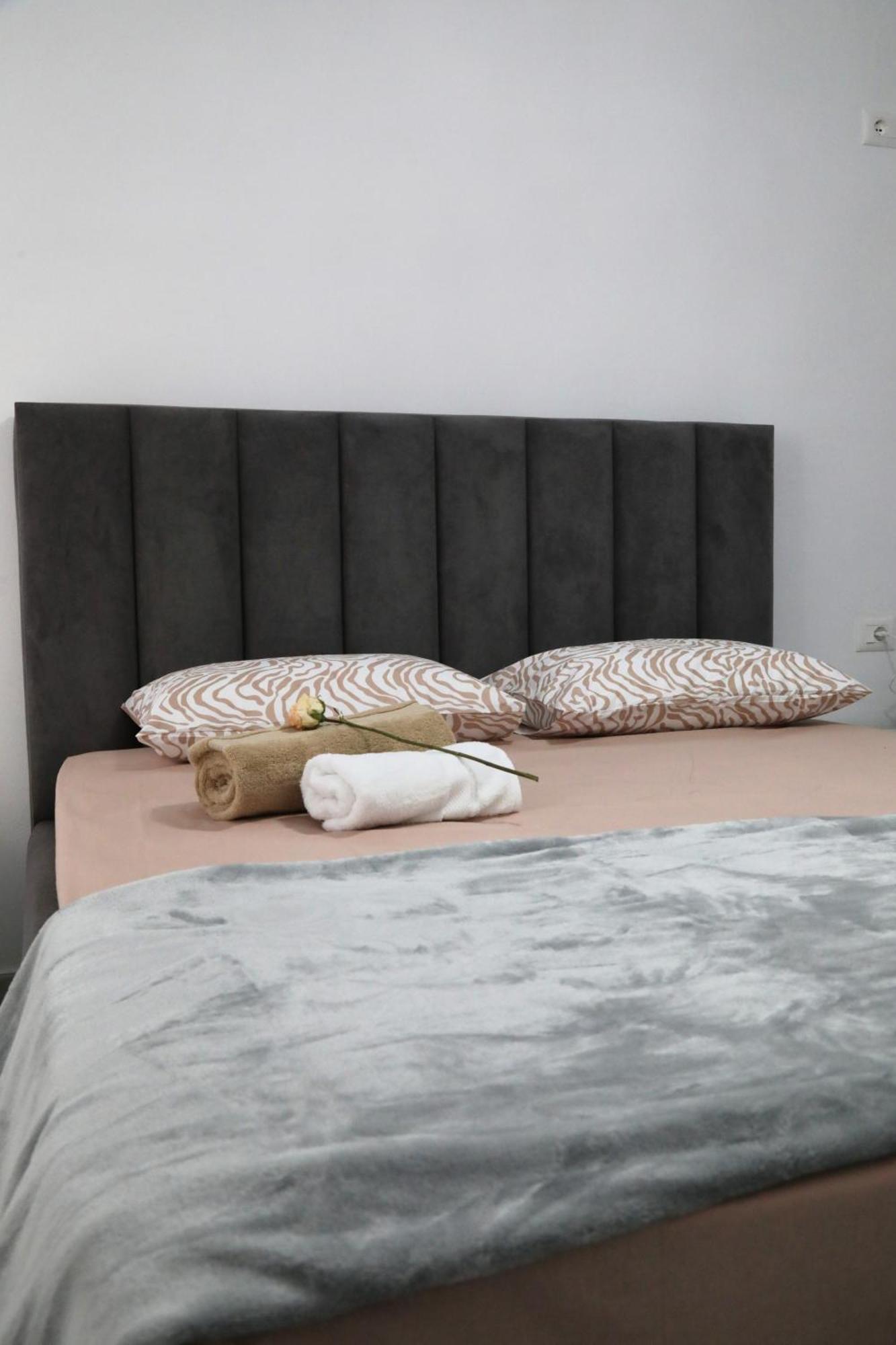 Rozafa Guest Room Center Shkodër Esterno foto